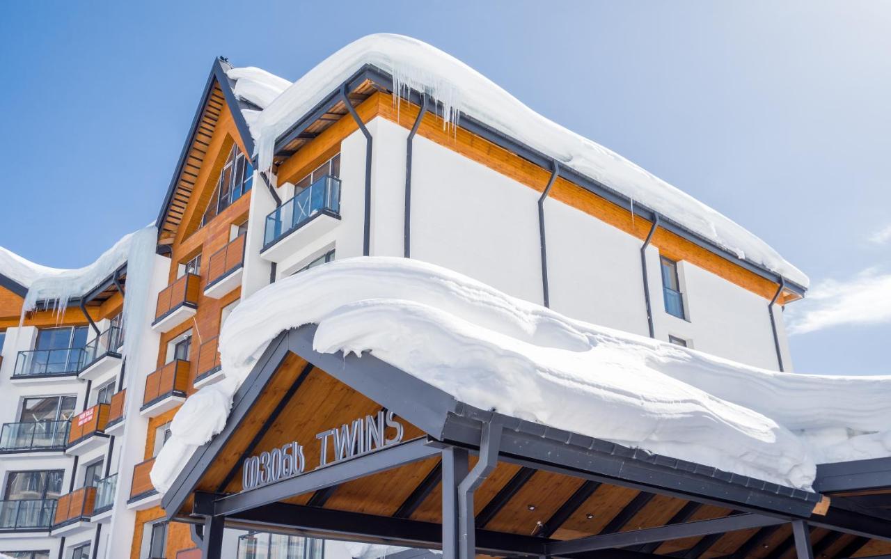Touch The Mountains, Twins Hotel, New Gudauri Exterior foto