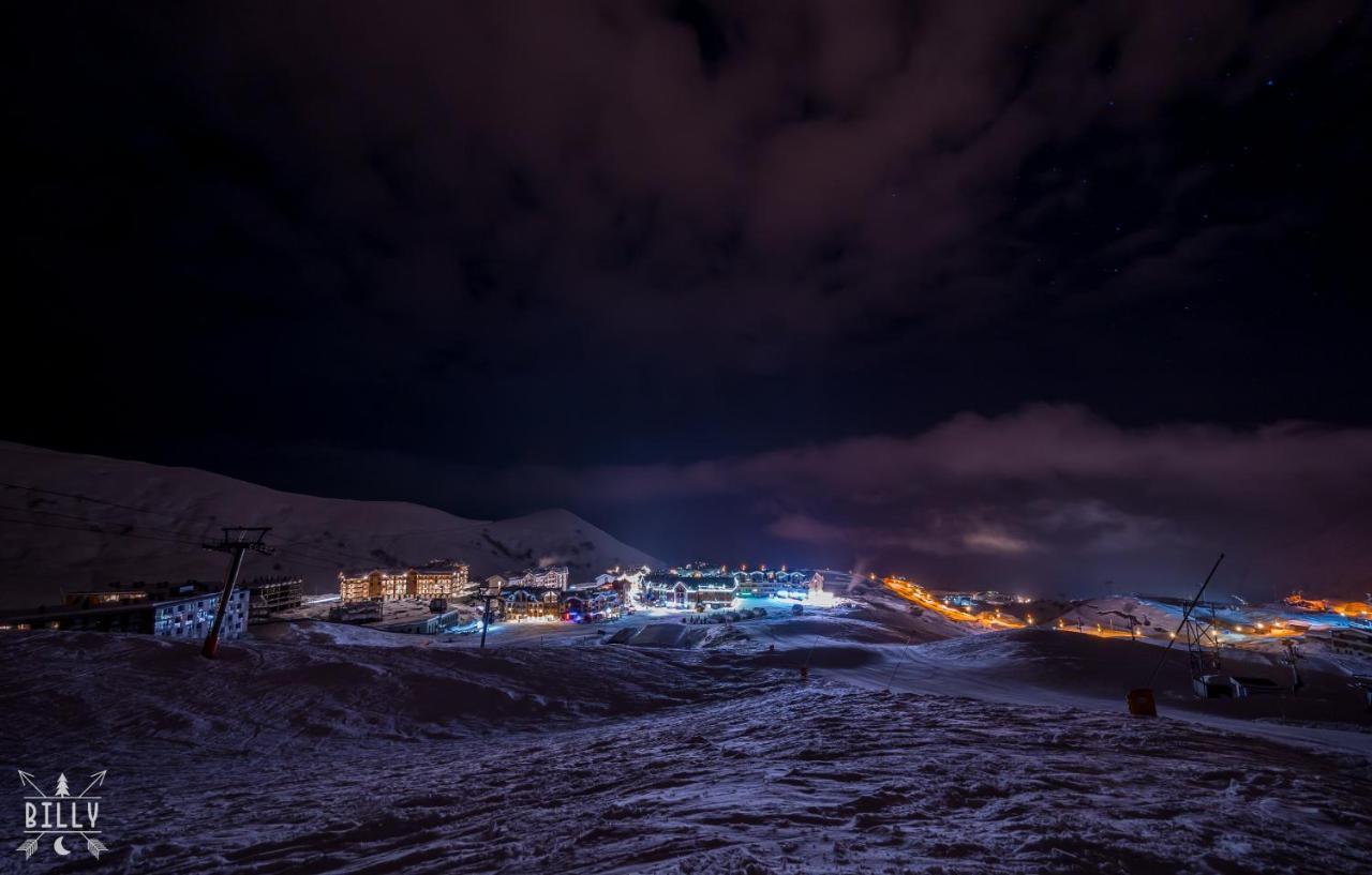 Touch The Mountains, Twins Hotel, New Gudauri Exterior foto