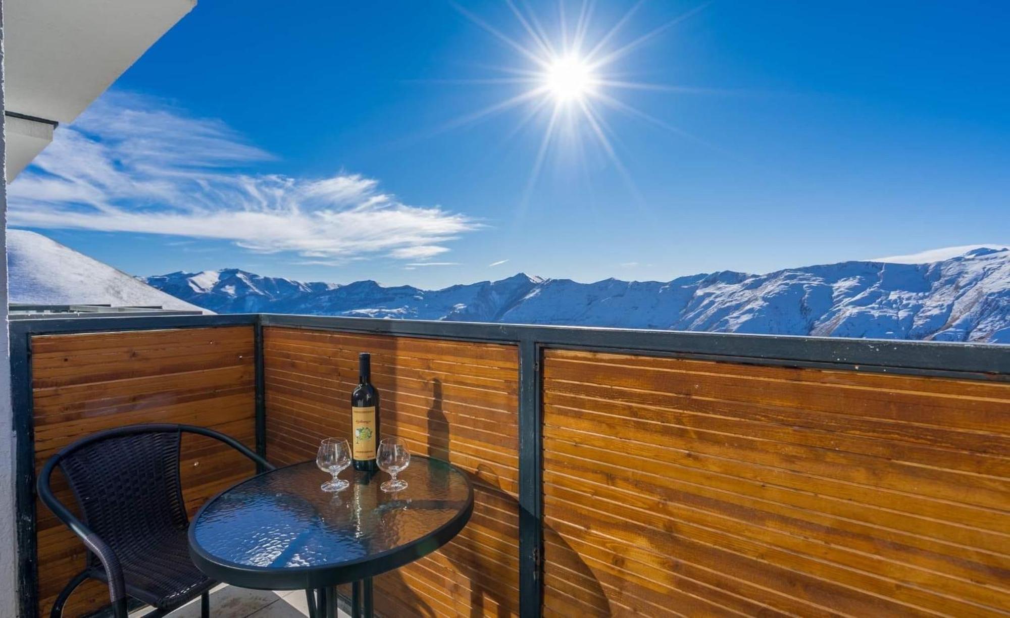 Touch The Mountains, Twins Hotel, New Gudauri Exterior foto